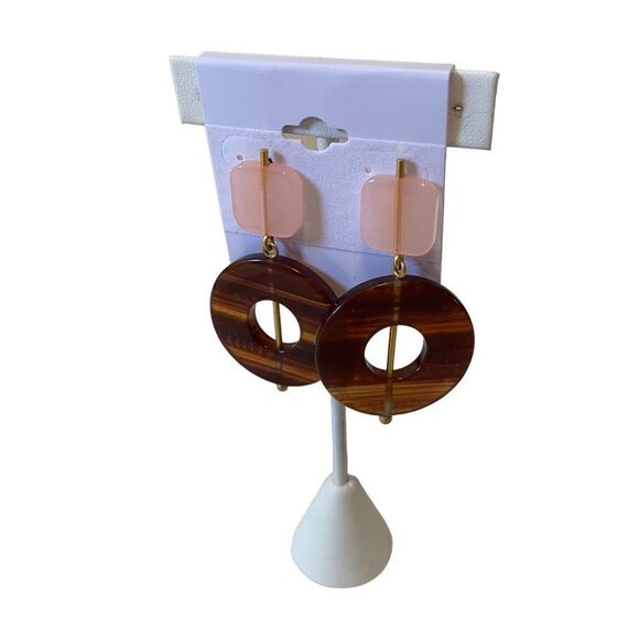 Two Tone Acrylic Lightweight Open Circle Drop Earrings in Peach & Tortoise. - Picture 3 of 5